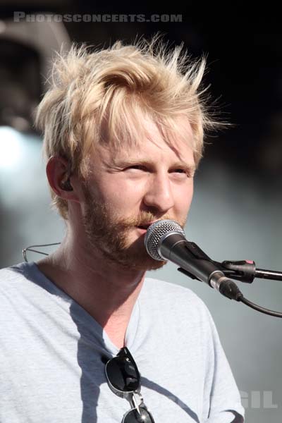 EWERT AND THE TWO DRAGONS - 2012-07-22 - PARIS - Parvis de l'Hotel de Ville - 